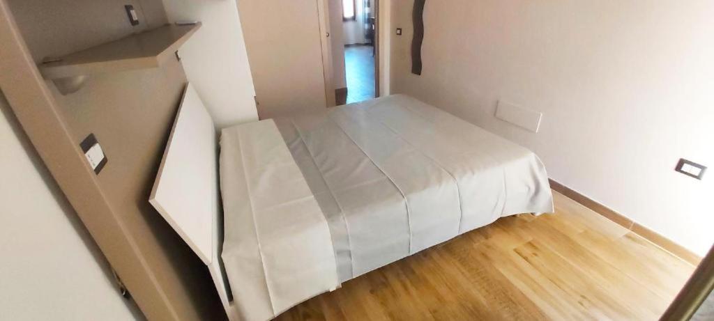 Bed and Breakfast Le Scalette La Maddalena  Exterior foto
