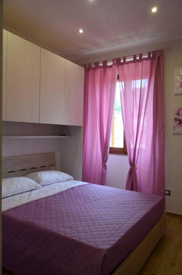 Bed and Breakfast Le Scalette La Maddalena  Exterior foto
